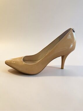 Michael Kors Nude Patent Leather Heels Size 9
